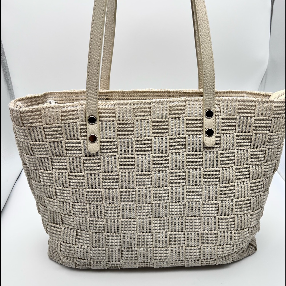 Alma Tonutti cream bag